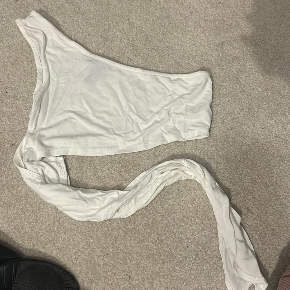 One shoulder wrapped crop top